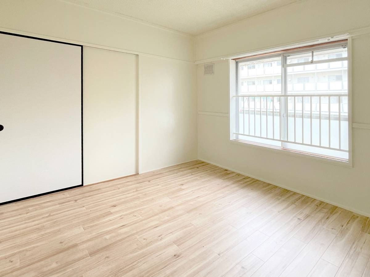 富山県富山市 四方荒屋