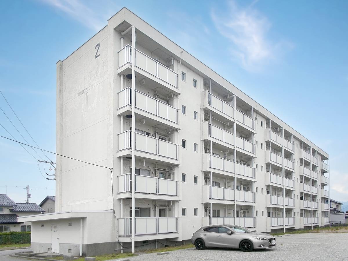 富山県黒部市 金屋
