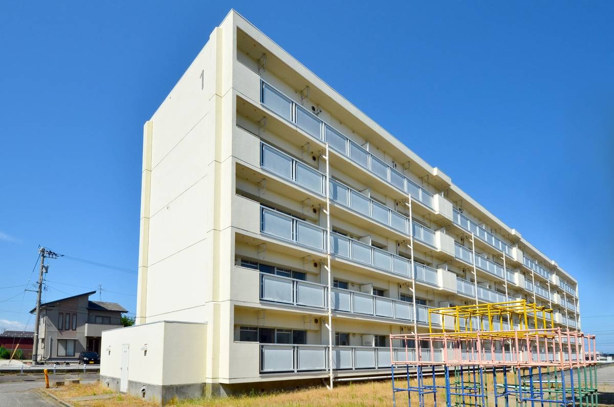 富山県氷見市 柳田