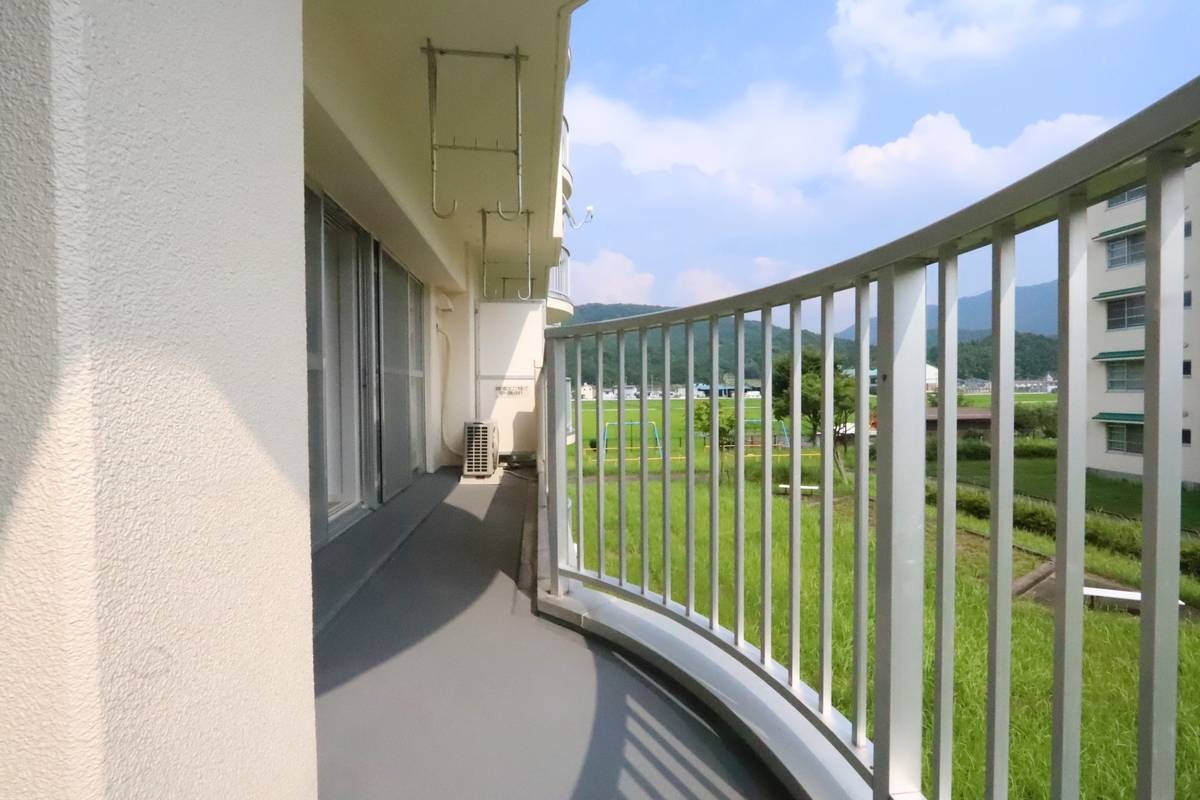 兵庫県養父市 八鹿町伊佐